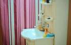 Apartament 4 camere, lângă școala 8, carte funciară, 2 balcoane,  2 bai