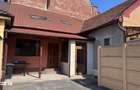 Apartament 3 camere de inchiriat la casa, str. Nicolae Jiga - 20