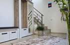 Casa P+ M cu placa intre etaje la cheie ,teren 340 mp - 8