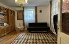 Casa cu 3 camere, baie, 2 bucatarii si garaj - 5