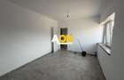 1/2 Duplex 4 Camere, 3 Bai, 2 Balcoane, 431mp Teren