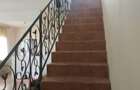 Casa (vila) de vanzare - 1