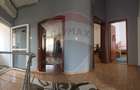 Casa / Vila cu 5 camere de vanzare