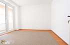 Apartament 4 camere , centru , etaj 1
