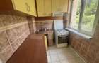 Apartament de vanzare, partial renovat, 3 camere, 43 mp - Si - 3