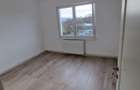 Apartament cu 3 camere, openspace recent renovat, confort sporit