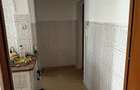Vand apartament 3 camere nemobilat str Valtoarei 6