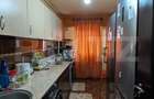 Apartament decomandat 3 camere cu lift , 75 mp, zona Poarta Bucuresti