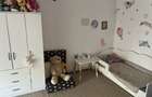 Casa spatioasa de vanzare - zona ultracentrala - confort, liniste si intimitate - 3