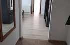 vand apartament 2 camere zona Albina - 1
