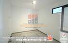 Apartament Geamana, parter, cu terasa,, curte plus 2 locuri de parcare - 6