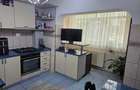 Vand apartament 3 camere