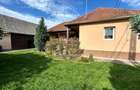 Casa cu curte si gradina, 1100 m2, pozitie ultracentrala, Ciceu Giurgesti - 3