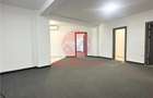 Spatiu Comercial 70 mp, Etaj 3, zona Brotacei