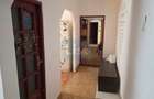 Apartament de vanzare, 3 camere, et. 1, str. Crișan - 7