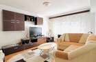 Inchiriez apartament