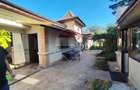 CASA 6 CAMERE CHITILA ,TEREN 590 MP, PANOURI 12 KW ,GARAJ