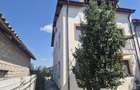 2 case 2021, str. principala, teren 1000 mp, limita Dragomiresti Vale