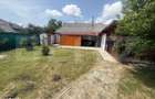 Casa spatioasa, 294 mp, 1.692 mp teren, garaj, terasa si gradina V - 18