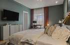 Penthouse by the Lake 260 mp | 2 Parking Spots and Storage - ready to move