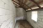 Duplex la rosu, 4400 mp teren, Siret - 12