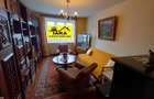 Unirii, zona Casa Vacantei, 3 camere, etaj 2 - 6