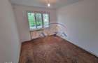 Apartament 4 camere, 74 mp, 2 bai, strada Narciselor, Sasar, Baia Mare