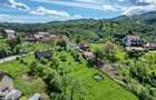 Teren Intravilan 2.000 Mp In Pestera Moieciu, Izvor Propriu , Asfalt - 7