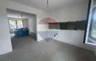 Casa / Vila 3 camere str Mugur - cartier Laminorul