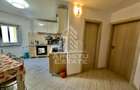 Apartament cu 3 camere, de vanzare, etaj intermediar, zona Soarelui