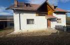 Casa de vanzare, Malu cu Flori - 1