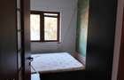 Apartament in casa, cu garaj proaspat renovat