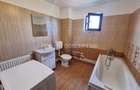 INCHIRIERE apartament 2 camere in bloc la curte zona M Bravu - 12