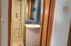 inchiriez apartament 4 camere , 2 bai -str. Aurel Vlaicu ,
