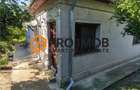 Casa tip parter zona Brosteni - 12