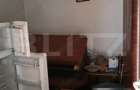 Casa cu acoperisul ars cu teren intravilan, 764 mp, zona Razvad - 13