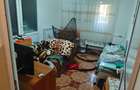 Apartament  4 camere balcon și beci, decomandat