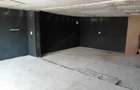 Garaj cu sup.30m2 + curte de 290m2