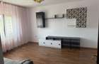 Inchiriez apartament doua camere! Zona centrala! - 2