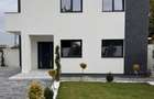 Vilă Modernă P+1 la Cheie - 3 dormitoare, 2 bai, curte amenajata