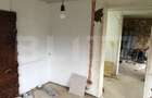 Casa batraneasca,partial renovata,loc. Meresti,3400mp teren - 1