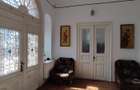 Casa Istorica de Vanzare - 1