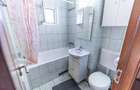 Vand aprtament 3 camere semidecomandat - 1
