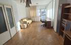 Apartament cu 3 camere Zona Centrala la ETAJUL 3 !!!