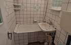 INCHIRIEZ apartament 2 camere semidecomandat,zona Vasile Aaron