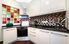 Casă cu 4 camere în Central - 4