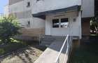 Vand apartament 2 camere, Mioveni, transformat in spatiu comercial - 4