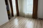 Apartament 3 camere la bloc vila Miroslava