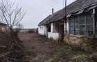 Vand teren intravilan cu casa la Salard - 2