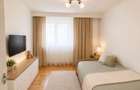 Proprietar , vand apartament 3 camere semidecomandat ,Craiovei - 1